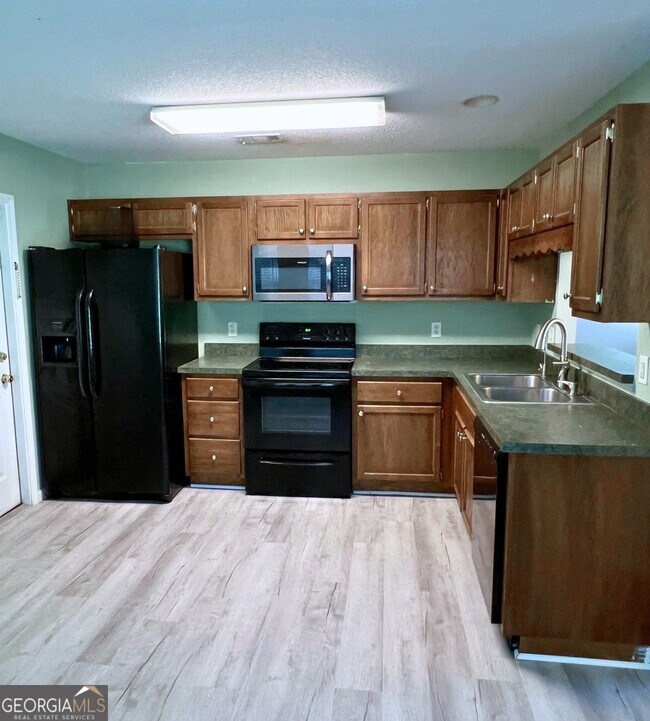 Building Photo - 112 Snapper Ct
