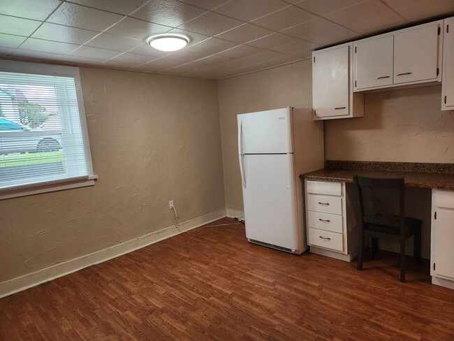 Building Photo - Jackson Studio Suites