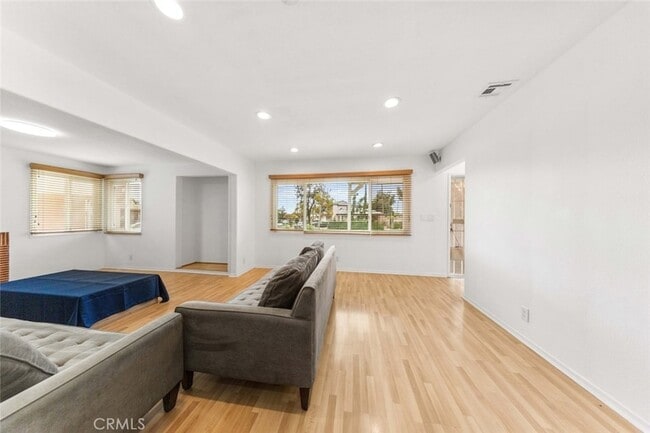 Building Photo - 12329 Burton St