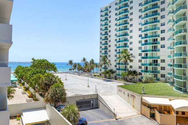 Building Photo - 3725 S Ocean Dr