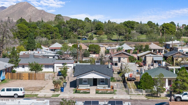 Building Photo - 3109 Douglas Ave