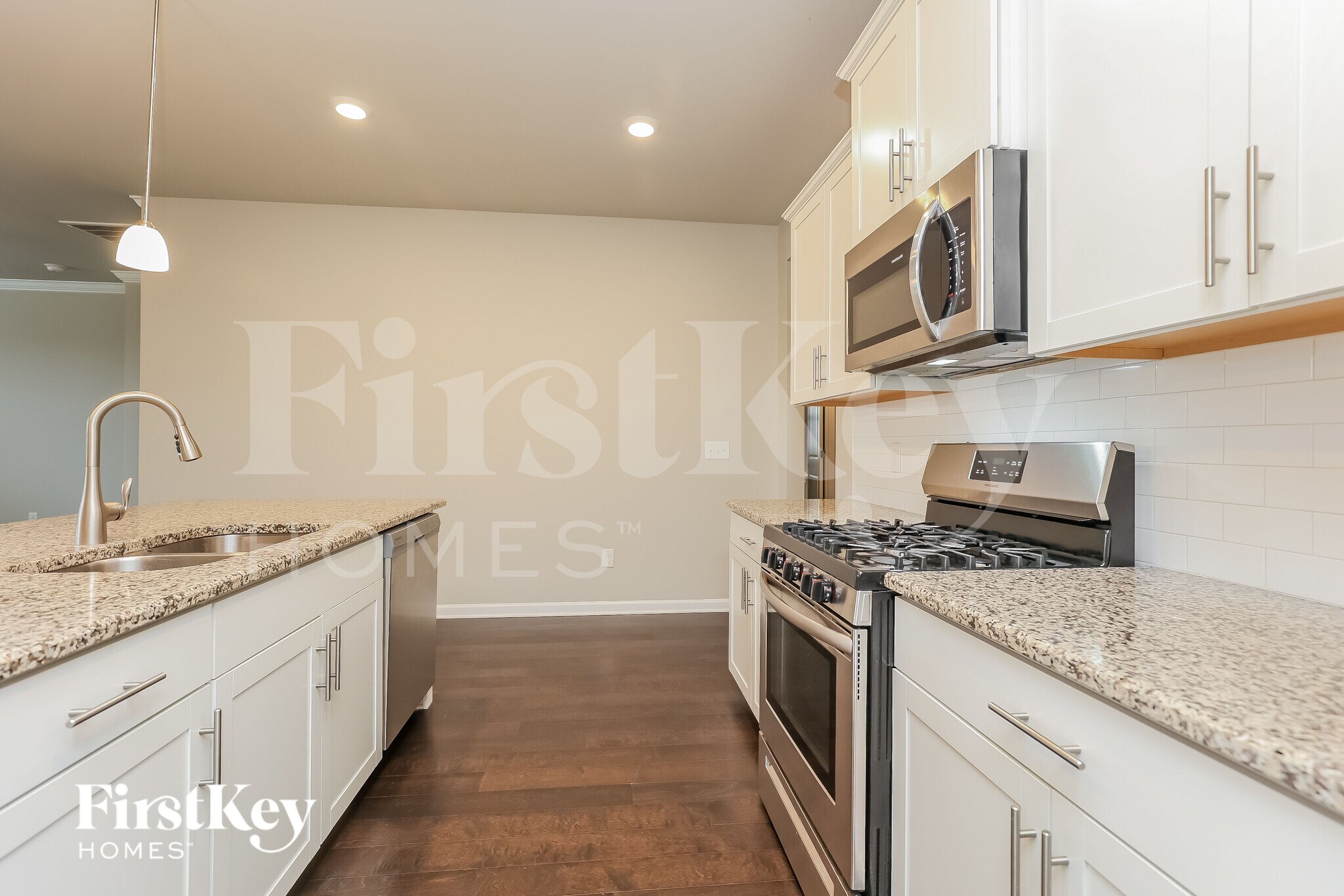 Building Photo - 4002 Grapevine Loop