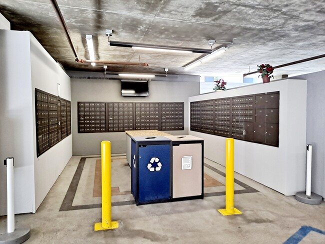 Mailbox Area - 1801 E Katella Ave