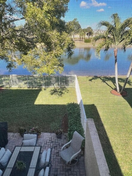 Building Photo - 217 Berenger Walk