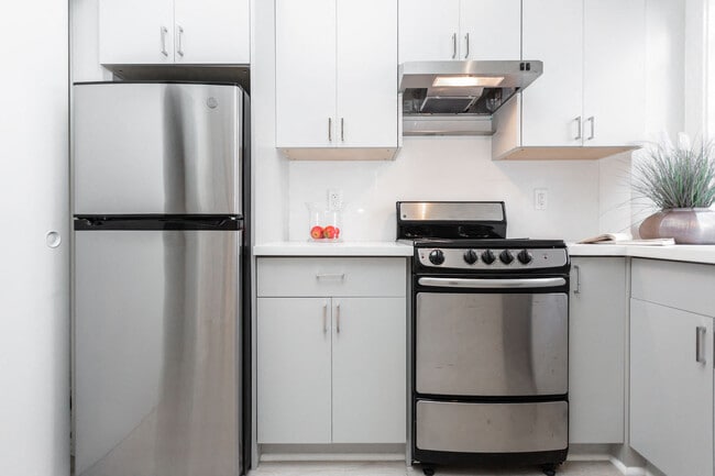 Interior Photo - 320 Turk