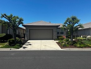 Building Photo - 575 Quindell Way