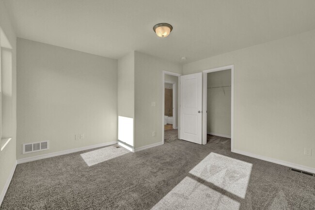 Building Photo - 6241 Felsite Grv