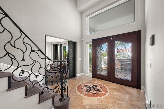 Building Photo - 376 Canyon Ridge Dr