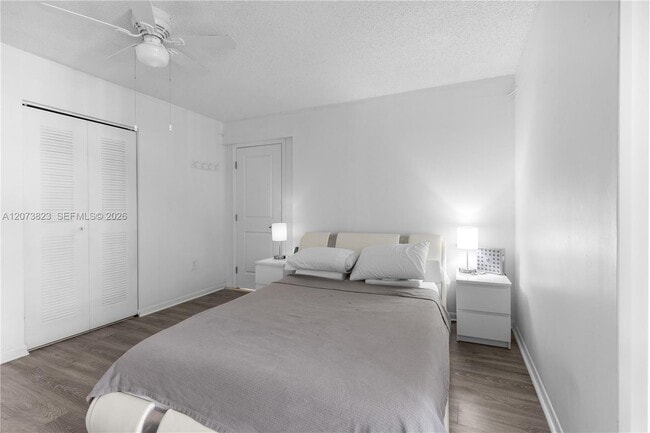 Building Photo - 12990 SW 88th Ln