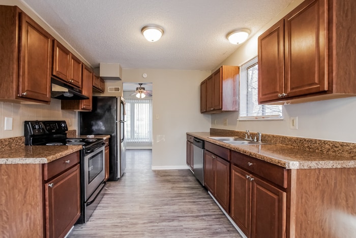 Building Photo - 6701 Woodthrush Dr
