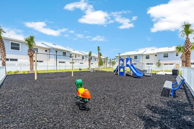 Building Photo - 3621 Blue Fin Wy