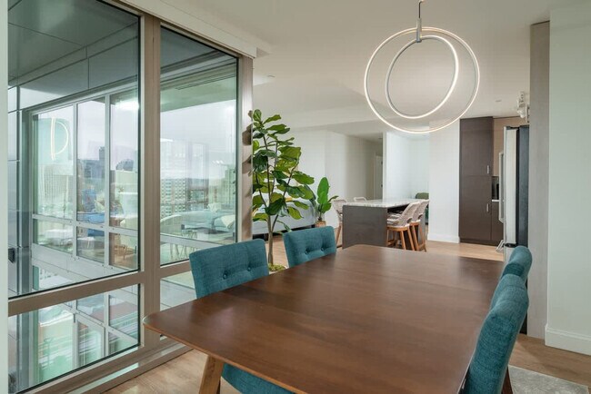 Building Photo - 99 Kneeland St