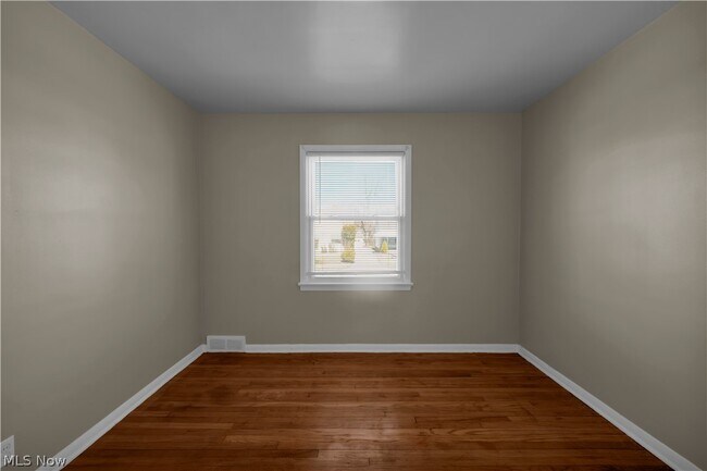 Building Photo - 3794 Salisbury Rd