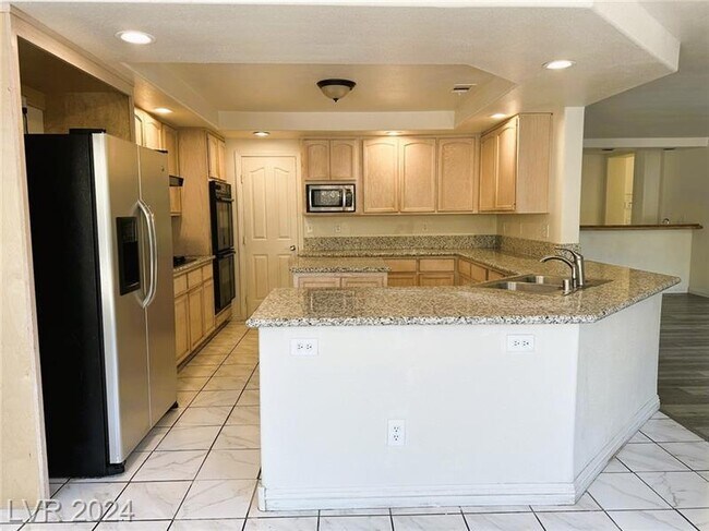 Building Photo - 2706 Chokecherry Ave