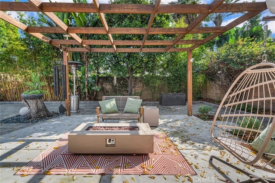 Building Photo - 2518 Pearson Ave