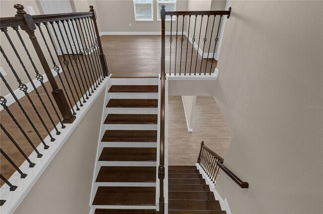 Building Photo - 1964 Burgundy Dr