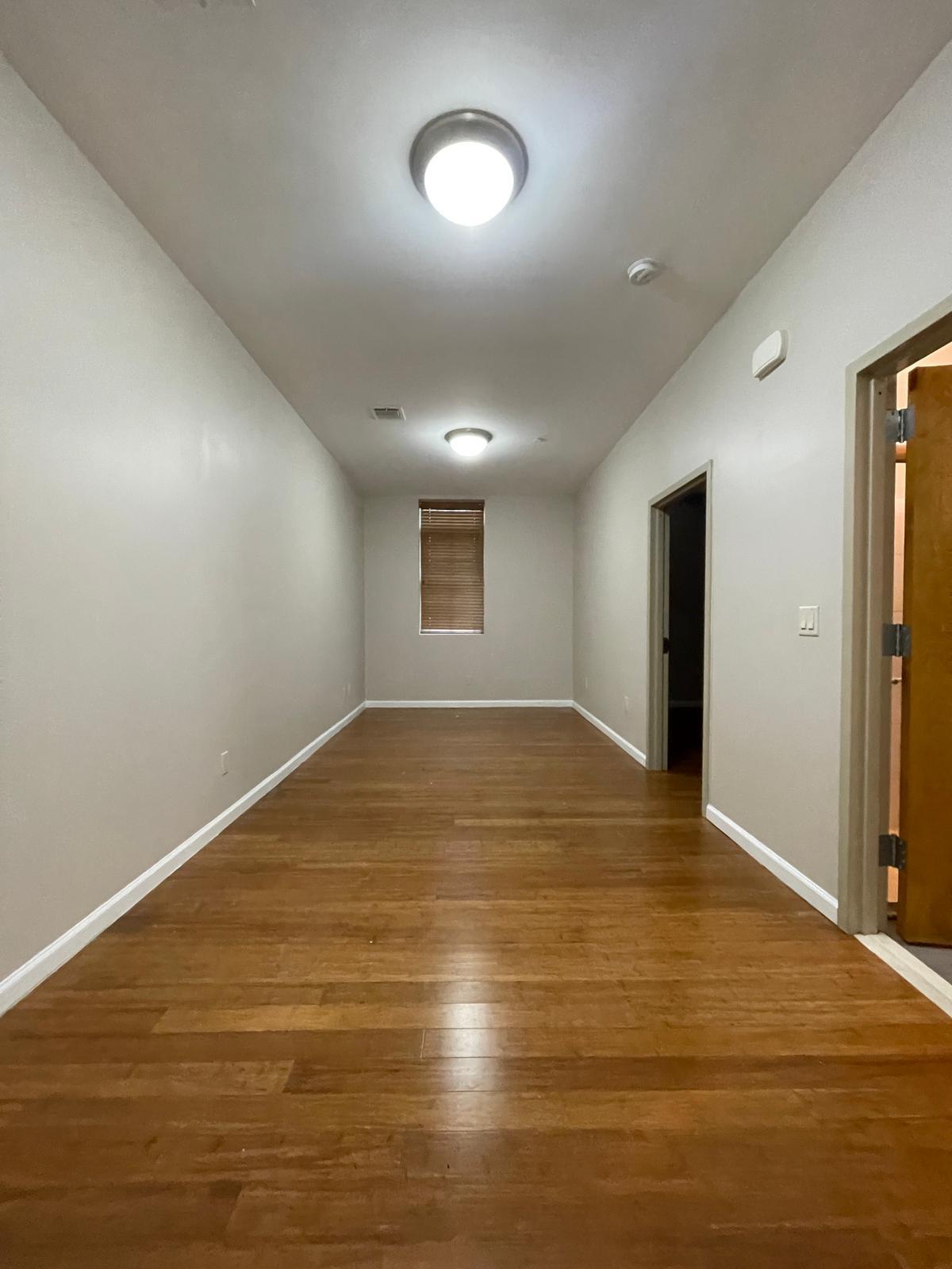 50 Oak St 102 - 30 Oak St