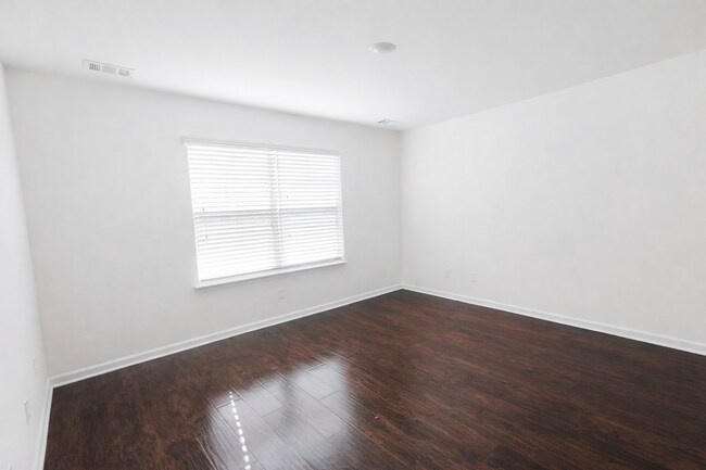 Building Photo - 89 Roseberry Cir