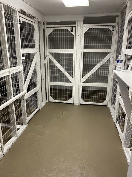 Building Photo - 1231 Bardstown Rd