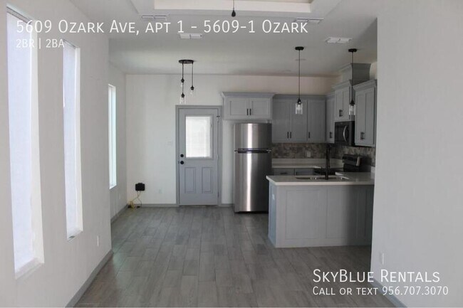 Building Photo - 5609 Ozark Ave