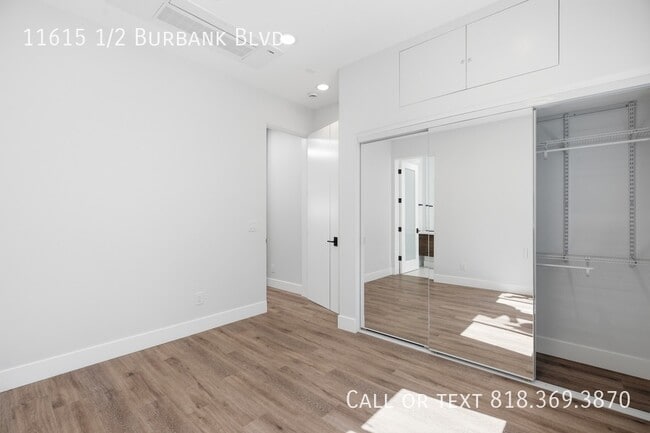 Building Photo - 11615 1/2 Burbank Blvd-