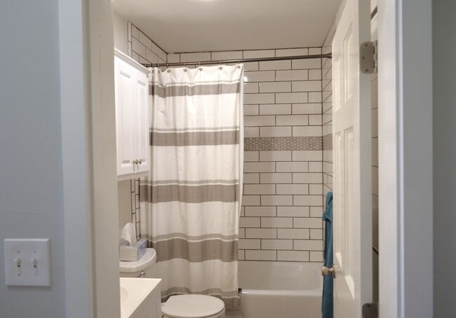 Building Photo - Winter Rental: Pirate's Cove (Pet-friendly!)