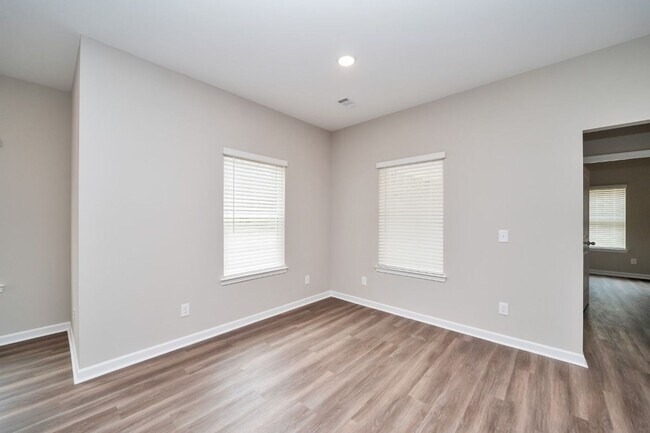 Building Photo - 4347 Alderic St