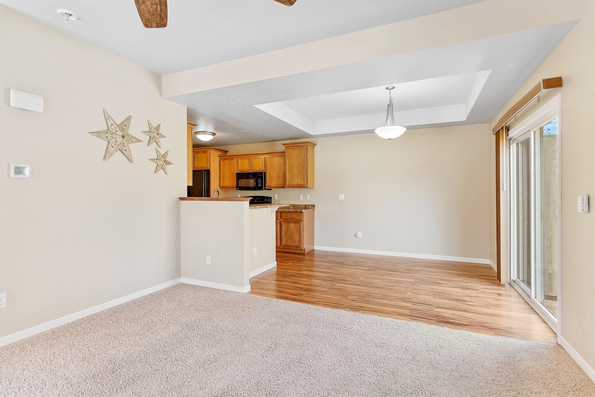 Building Photo - 1593 Burr Dr