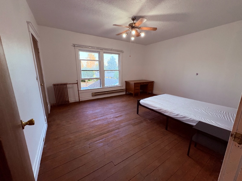 Building Photo - 2434 15th Ave