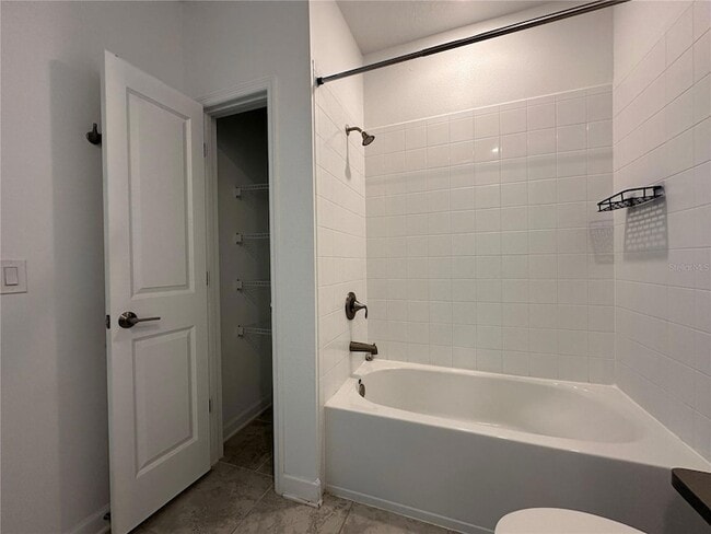 Building Photo - 2989 Howley Aly