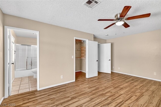 Building Photo - 933 Derringer Ln