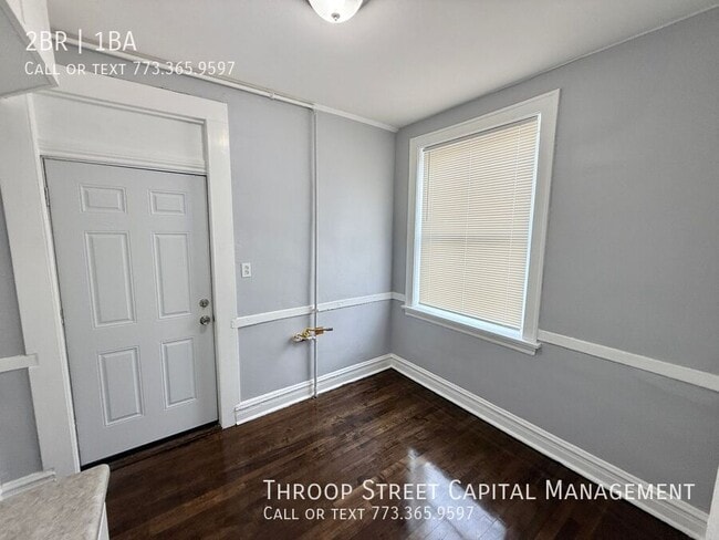 Building Photo - 1621 S Komensky Ave