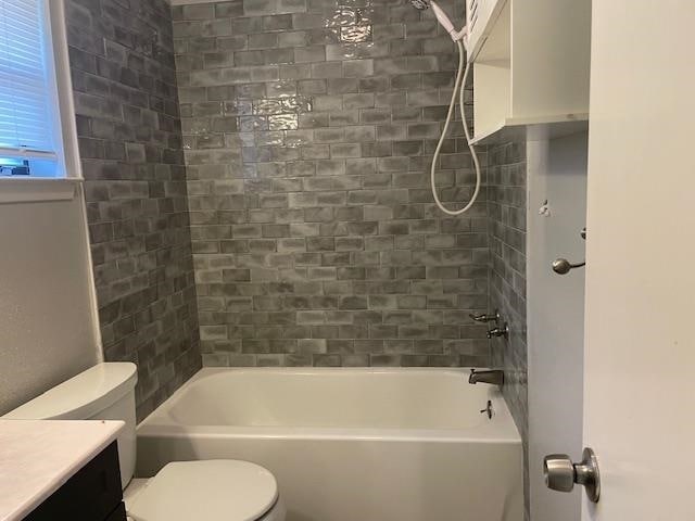 Building Photo - 1248 N Oakmont Loop