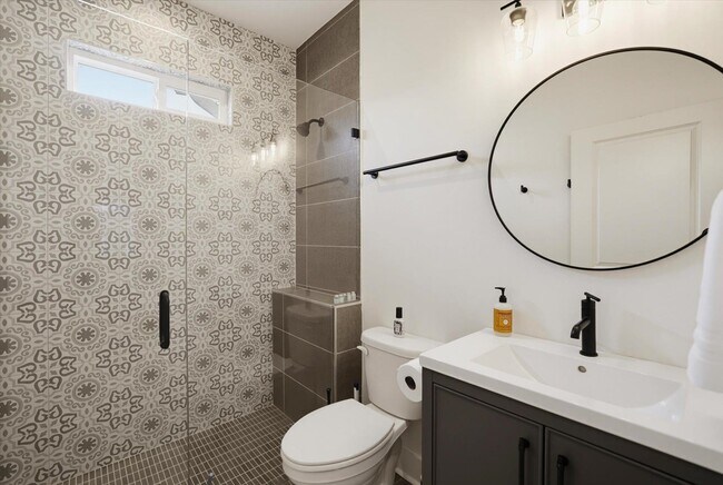 Building Photo - 4052 Poets Trl