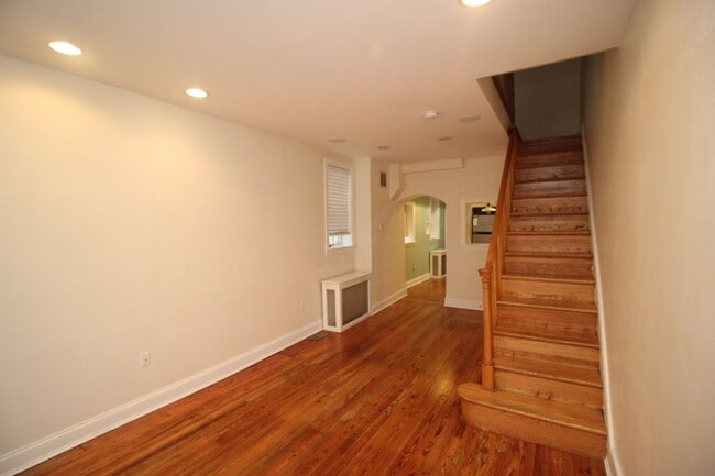 Building Photo - Exceptional Upper Fells 2bd/2ba End Rowhome w/ CAC & Rooftop Deck!--Available 7/15