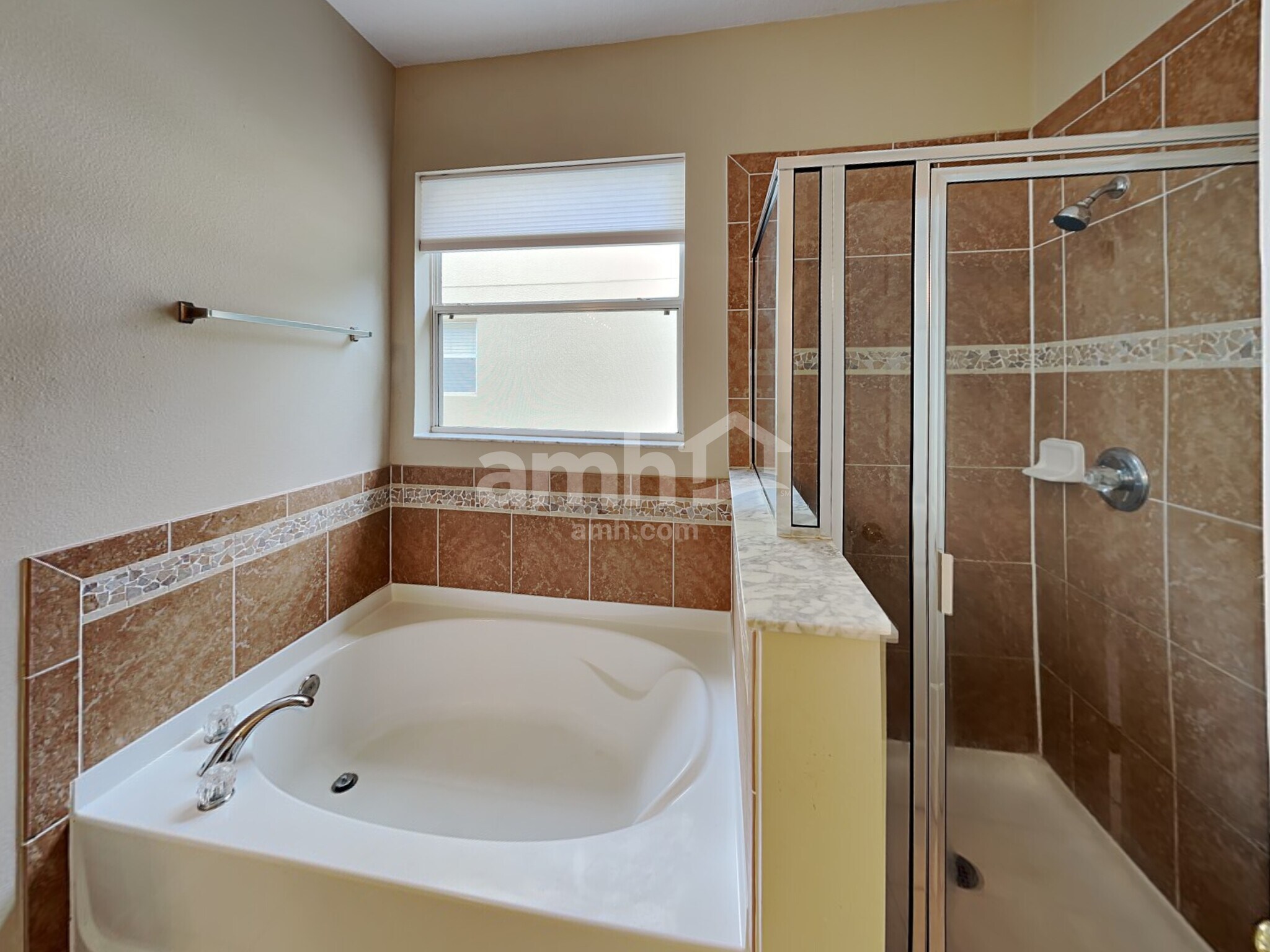 Building Photo - 5028 Gandross Ln