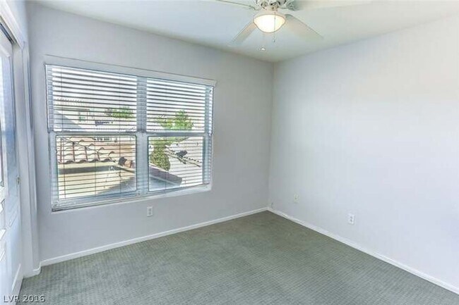 Building Photo - Southwest Three Bedroom Home!!!