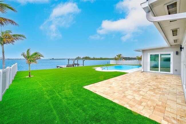 Building Photo - 5434 Oakhurst Dr