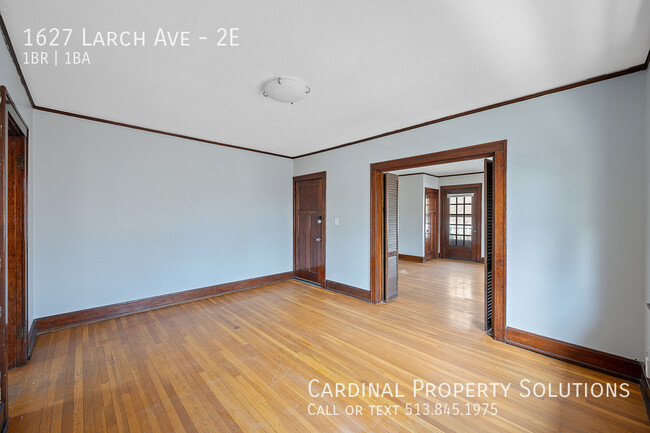 Building Photo - 1627 Larch Ave