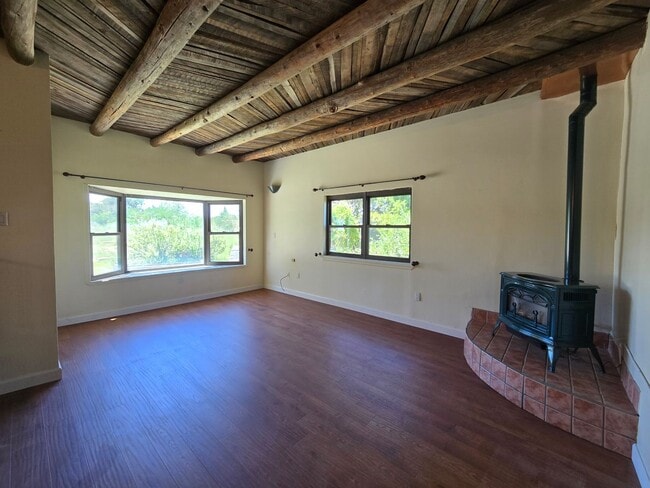Building Photo - 14 Conchas Loop