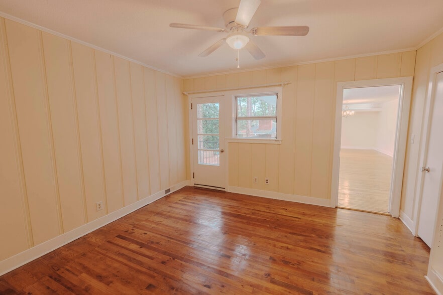 Building Photo - 1010 Bion Butler Rd