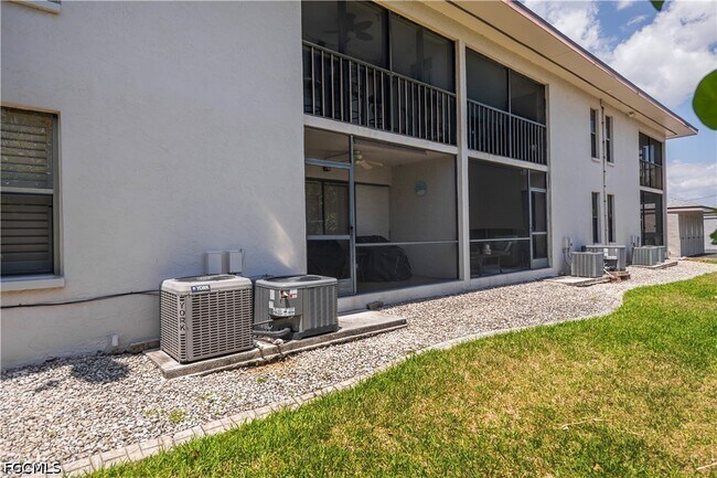 Building Photo - 5255 Coronado Pkwy