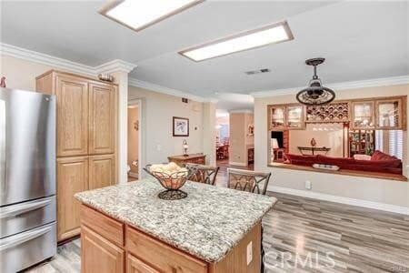 Building Photo - 8982 Dahlia Dr