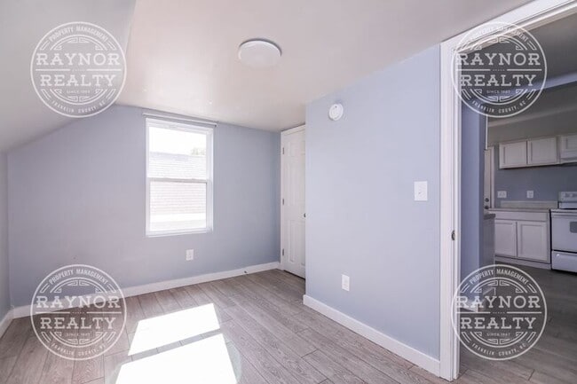 Building Photo - 1114 Branch St