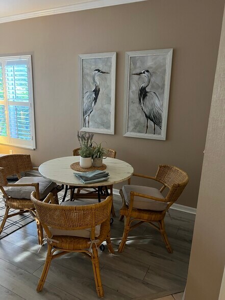 Building Photo - 10067 Perfect Dr