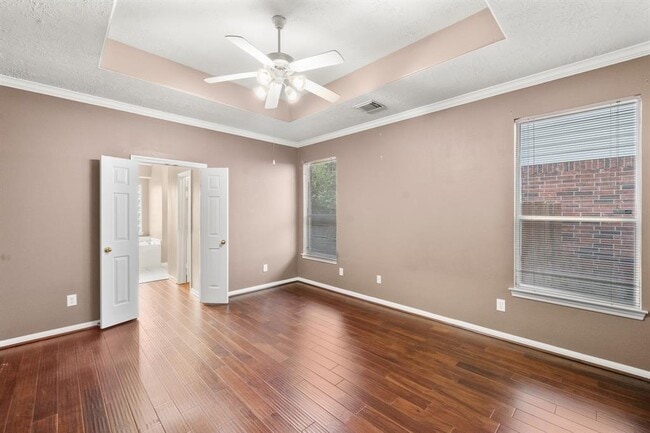 Building Photo - 7803 Blue Stream Ct