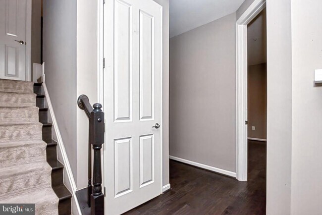 Building Photo - 4302 Edosomwan Ln