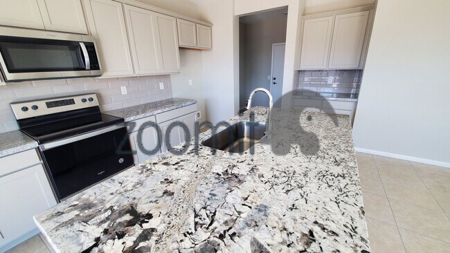 Building Photo - Casa Vista, Beautiful Home!