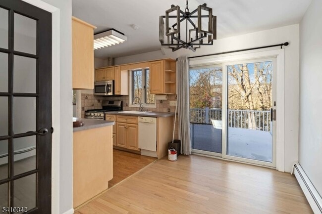 Building Photo - 9 McKinley Pl