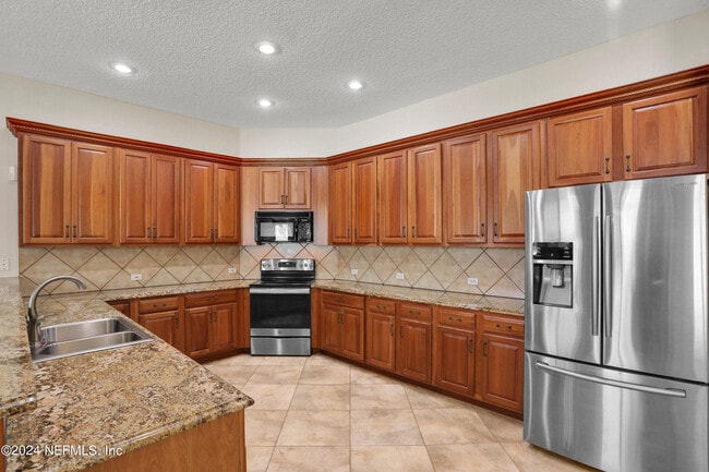 Building Photo - 1513 Hackberry Ct